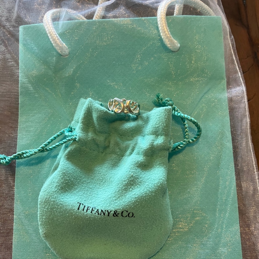 Tiffany & Co. Silver Open Heart Band Ring - Picture 4 of 6